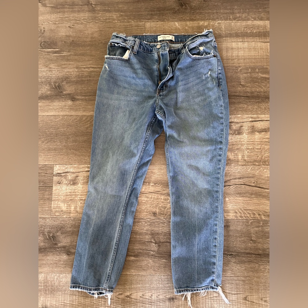 Women jeans
